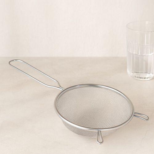 Tel Süzgeç 18 cm Metal Saplı Kulaklı