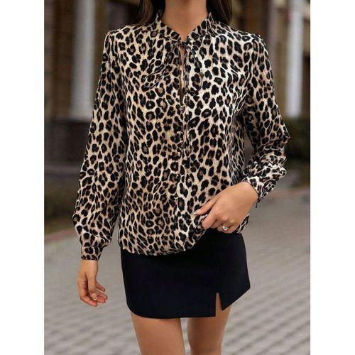 Kadın Uzun Kollu Yakadan Bağcıklı Leopar Desenli Süprem Bluz