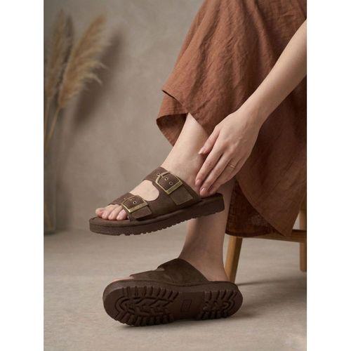 Yazlık Kadın Kahverengi İnce Taban Tokalı Terlik