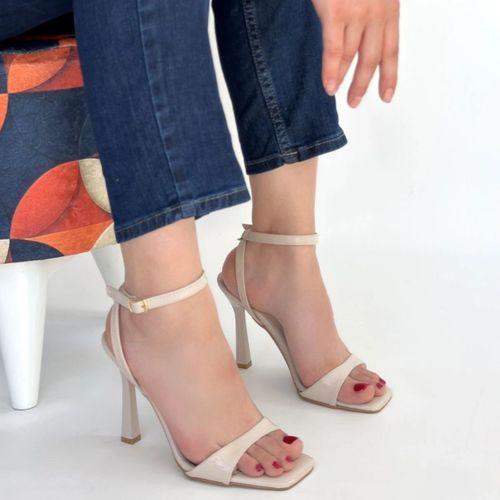 Jowin Bej Rugan Topuklu Bilekten Kemerli Ayakkabı