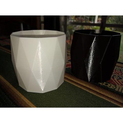 Küçük Saksı (Bu ürün Sadece Plastik parçadır - Almadan Önce Soru Sorabilirsiniz)