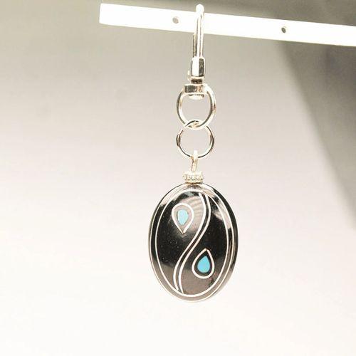 Damla Tasarım Mine İşlemeli Oltu Taşı Anahtarlık