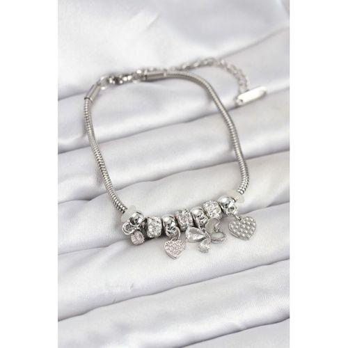 Kelebek Charmlı Gümüş Renk Kadın Bileklik