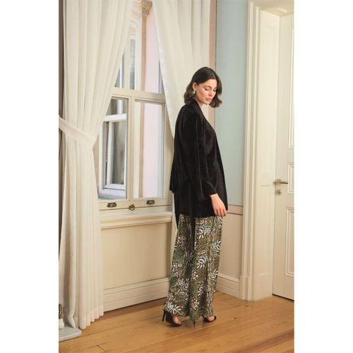 Çiçek Yaprak Ve Etnik Desenli Dantelli 3'lü Pijama Takımı