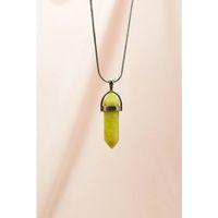 Peridot Doğal Taşı Zincirli El Yapımı Tasarımlı Kolye Uç: 3,5 cm Zincir: 20 cm Kutulu