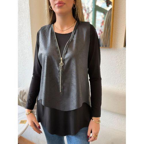 Kadın Uzun Kollu Asimetrik Kesim Viskon Bluz Ve çatlak Deri Görünümlü Yelek Ikili Takım