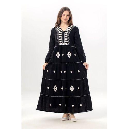 Uzun Kol Yakamoz V Yaka Nakışlı Şile Bezi Uzun Pullu Elbise Siyah Syh