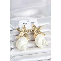 Doğal Deniz Kabuğu ve Gold Renk Yıldız Model Kadın Küpe