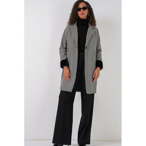 9085 Balık Sırtı Kaşe Kaban - D. Siyah