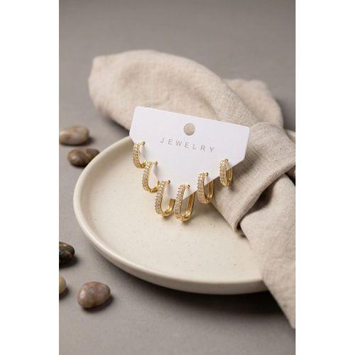 Gold Renk Zirkon Taşlı Pirinç Oval Kare Model Kadın Küpe Seti