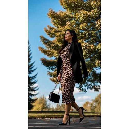 Kadın Uzun Kollu Balıkçı Yaka Leopar Desenli Midi Boy Elbise