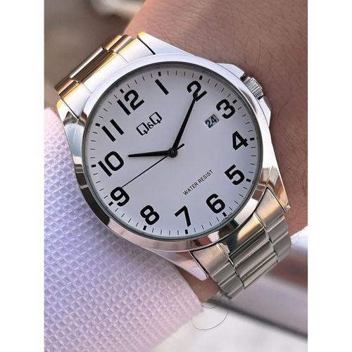 Q&Q Çelik Kordon Takvimli Kadran 2 Yıl Garantili 3 Atm Suya Dayanıklı Erkek Kol Saati QQ.E2004.A1