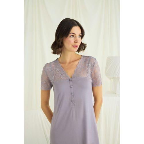 Yakası Kolu Ve Omzu Ve Eteği Dantelli Önü Düğmeli Gecelik