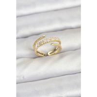 Pirinç Gold Renk Sıralı Baget Zirkon Taşlı Kadın Yüzük