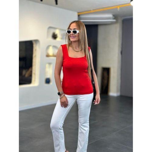 Kare Yaka Kalın Askılı Beyaz Triko Bluz