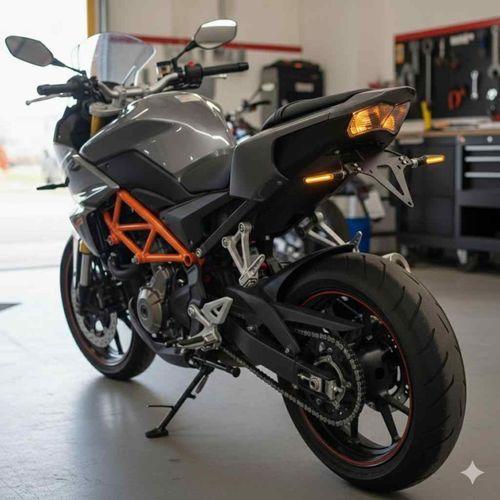 CF MOTO Cf Moto Nk250 Uyumlu Katlanır Plakalık Takımı (Kayar Led Sinyalli)