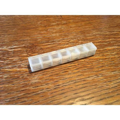 Düşük Ayak İzine Sahip Haftalık İlaç Kutusu (Bu ürün Sadece Plastik parçadır - Almadan Önce Soru Sorabilirsiniz)