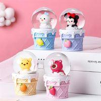 Mickey Mouse Işıklı Kar Küresi 7 Cm