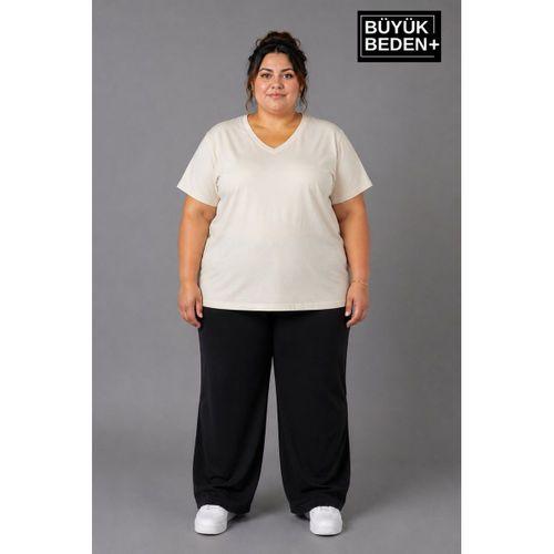 Süperlife Büyük Beden Kadın V Yaka Pamuklu Basic Tişört Lacivert 3XL-6XL SPR26BTSK509