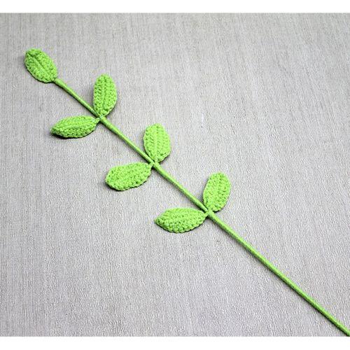 El Örgüsü Çiçek Dalı