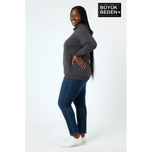 Kadın Büyük Beden Kapşonlu ince Sweatshirt SPR24BSWK57