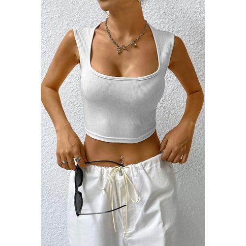 Kadın Beyaz Premium Görünümlü Kare Yaka Kalın Omuz Detaylı Crop Top Bluz