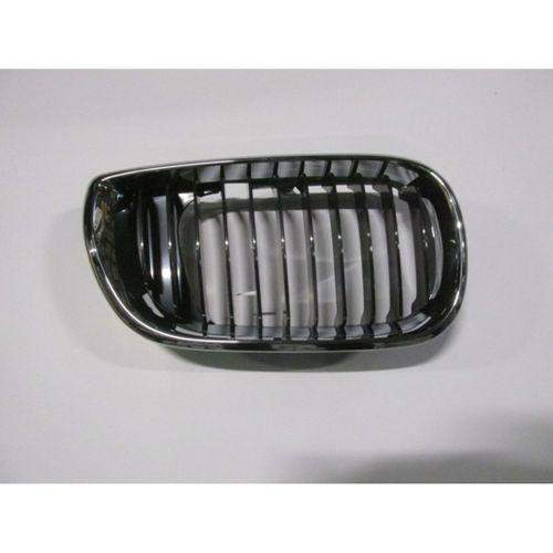 Bmw 3 Seri E46 Sd 2002 2005 Ön Panjur Sağ Siyah/Nikelaj Çerçeveli  51137030546