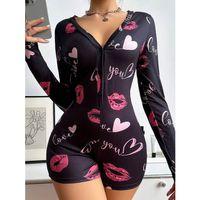 Pamuklu Kırmızı Kalp Desenli Düğmeli Uzun Kol Tulum Pijama