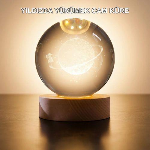Işıklı Sarı Cam Küre Ve Kız Figürü Ahşap Standlı Dekoratif Lamba