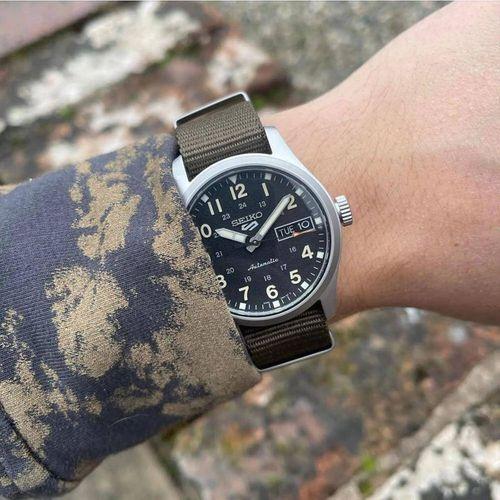 Seiko 5 SRPJ85K1 Otomatik Nato Kordon Yeşil Gri Kadran 10 ATM 36 mm Erkek Kol Saati