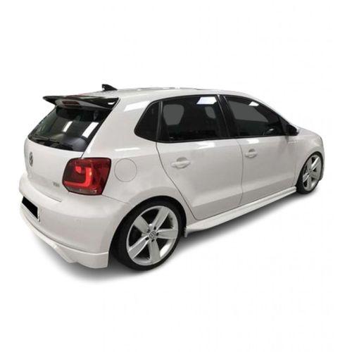 Volkswagen Polo (2010 - 2017) Arası Aero Yan Marşpiyel Seti (VAKUM) Parlak Siyah Boyalıdır