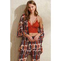 Dokuma Viskon Geometrik Baskılı Sabahlık Balensiz Desteksiz Dolgusuz Yaka Detaylı Dantelli Büstiyer Sütyen Ve Pantolon Pijama 3'lü Takım