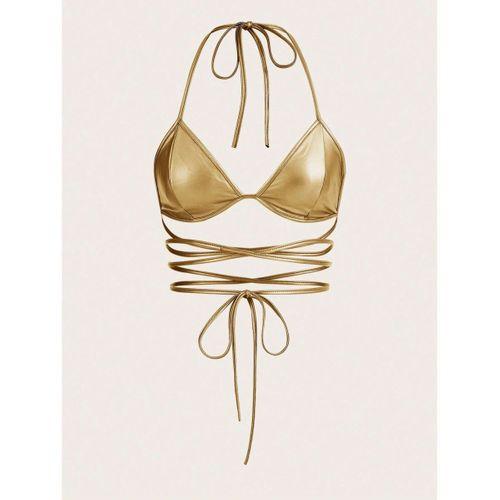 Altın Sarısı Deri Görünümlü Çapraz İpli Bikini Üstü – Bağlamalı, Seksi ve Parlak