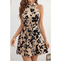 Kadın Omuzlardan Açık Balıkçı Yakalı Kuşaklı Desenli Kısa Süprem Elbise