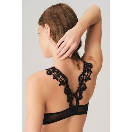 Balenli Destekli Dolgulu Sırt Detaylı Dantelli Sütyen Ve String Takım