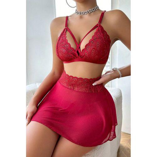 Kadın Kırmızı Göğsü Ve Beli Dantel Detaylı Etekli Takım