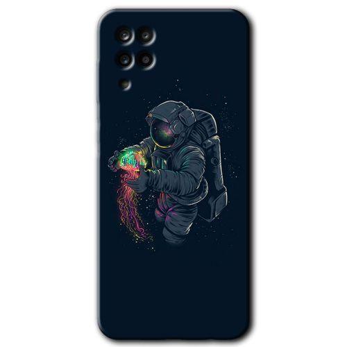 Samsung Galaxy M12 Kılıf Baskılı Kapak - Astronot Kıyafeti +Tam Kaplayan Mat Seramik