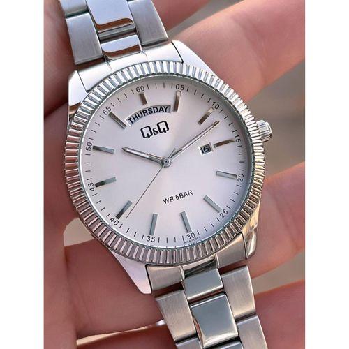 Q&Q Çelik Kordon Takvimli Kadran 2 Yıl Garantili 3 Atm Suya Dayanıklı Erkek Kol Saati QQ.E2005.A1