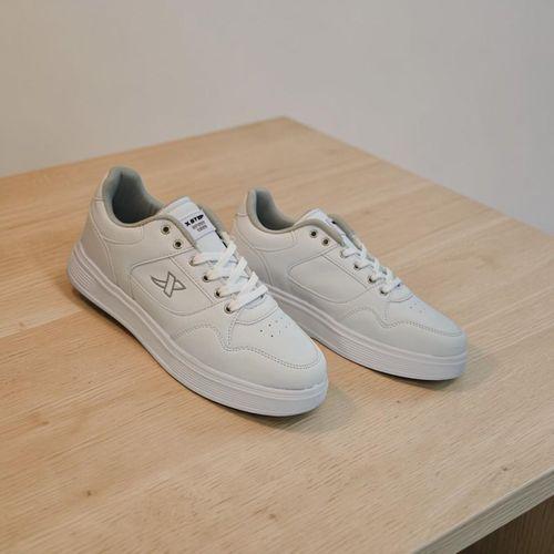 X-Step 2031 Beyaz Düz Taban Fuspetli Spor Ayakkabı