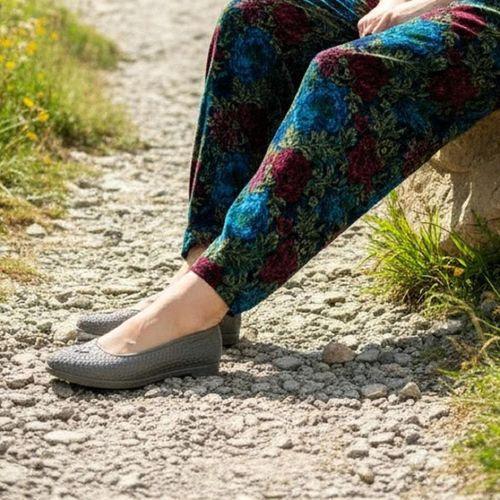 Fiyra Makosen Gri Plastik Naylon Bayan Ayakkabı