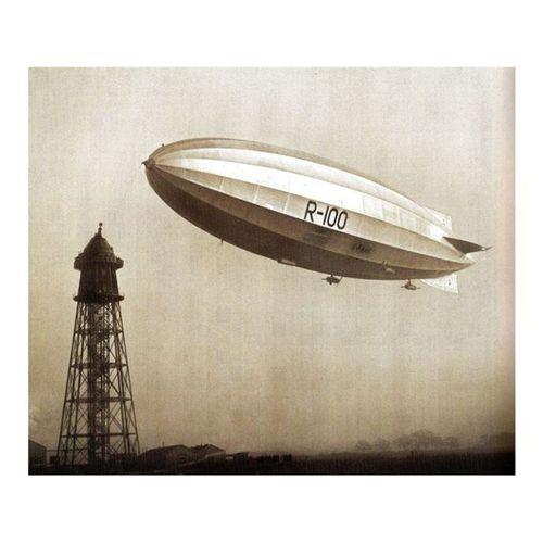 Royal British Yolcu Zeplin Maketi (Bu ürün Sadece Plastik parçadır - Almadan Önce Soru Sorabilirsiniz)