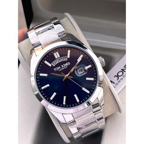 Tom Jones Bileklik Hediyeli Çelik Kordon 3 Atm Suya Dayanıklı 2 Yıl Garantili Erkek Kol Saati 10072.3