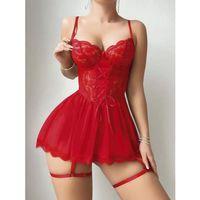 Kırmızı Dantel İşlemeli Jartiyerli Fantezi Şık Gecelik