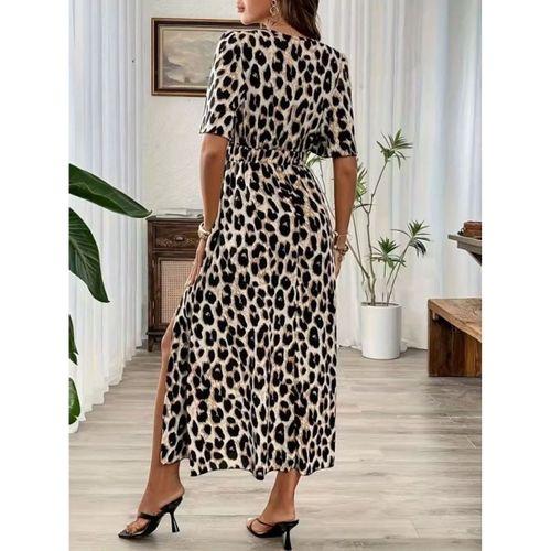 Kadın Kısa Kollu V Yakalı Beli Lastikli Yırtmaçlı Uzun Leopar Desenli Süprem Elbise