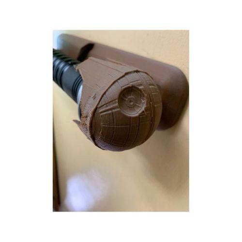 Daha Geniş Ölüm Yıldızı Kılıcı Tutucu Altlığı Zeddiarts Dikey Kılıç Tutucu İçin (Bu ürün Sadece Plastik parçadır - Almadan Önce Soru Sorabilirsiniz)