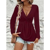 Kadın Uzun Kollu Dekolteli Sarmal Detaylı Viskon Bluz