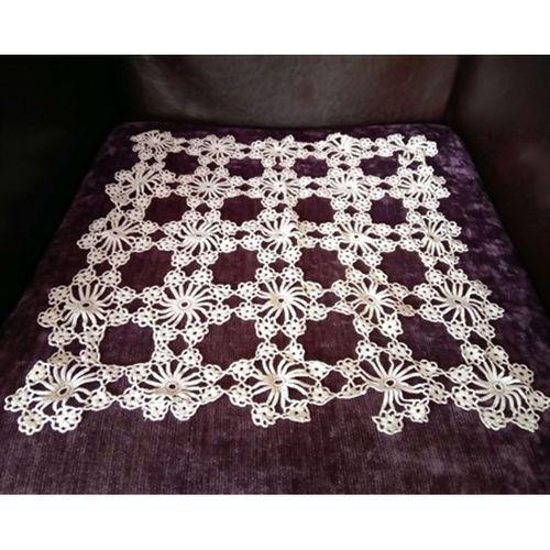 El İşi Dantel Tığ İşi Beyaz 43X41Cm