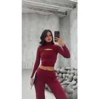 Kadın Uzun Kollu Pencere Detay Göğüs Dekolteli Bluz Ve Bol Paça Pantolon Ikili Takim