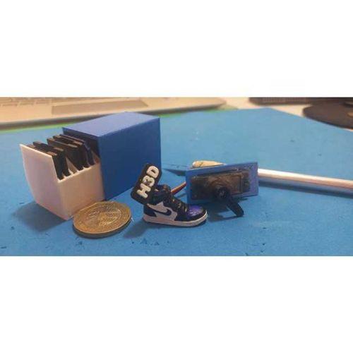 SD ve Mini SD Dosya Kutusu (Bu ürün Sadece Plastik parçadır - Almadan Önce Soru Sorabilirsiniz)