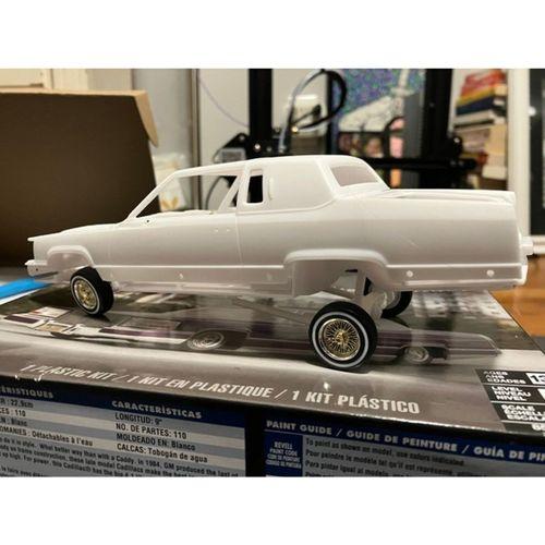 Özel Cadillac Lowrider Revell Model Parçaları (Bu ürün Sadece Plastik parçadır - Almadan Önce Soru Sorabilirsiniz)